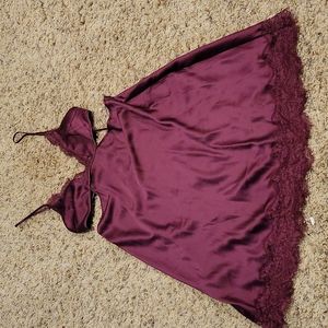 NWT V.S. Night Gown